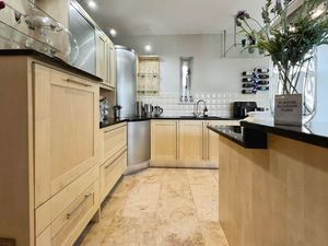 Photo 37- click for photo gallery